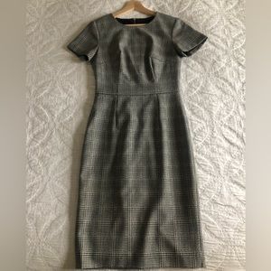 French connection sheath dress sz.4 (US), barely worn/like new
